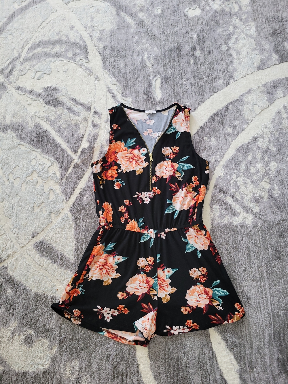 Floral Zip-Front Women Romper in Black with Peach Blooms Size M